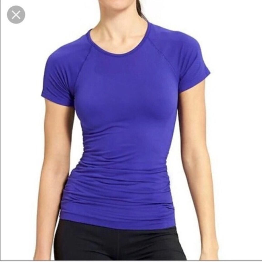 Athleta Finish Fast Tee